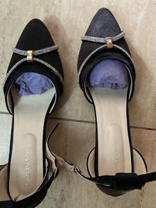 Clog London Casual Shoes