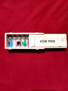 Wooden Box with 7 Personal Message Bottles Set