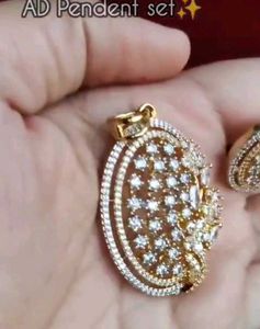 AD Pendent Set