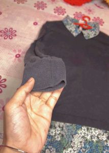 High_low Top With Printed Coller. And Long Selves