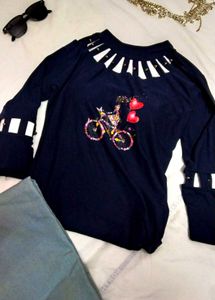 Cute Graphic Printed Top