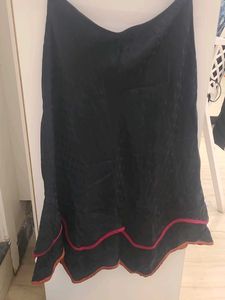 Asymmetrical Skirt NEW ❤️🖤