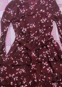 LA Zoire Maroon Floral Tiered Dress With Ruffle