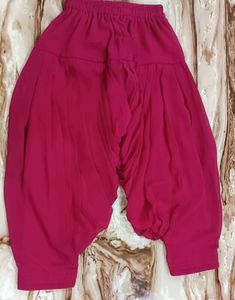 Girls&#39; Traditional Salwar Kameez