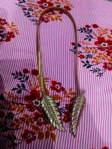 Leaf Design Gold Belt