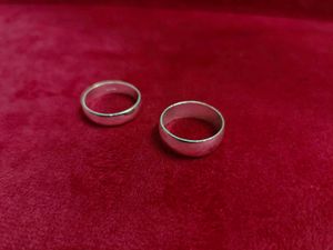 Silver Rings One Pis