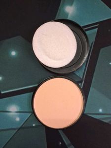 Matte Compact Powder