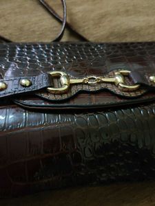 sling bag