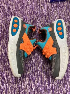 SKECHERS UK 12