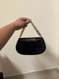 Chromic Black Chain Handle Bag