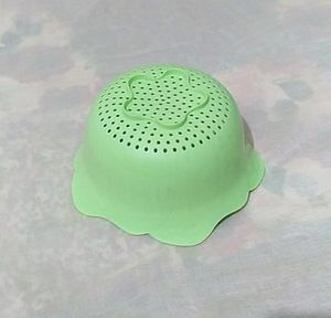 Flower Shaped Fruit Rinsing Bowl