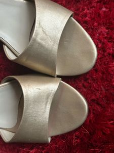 Mellow Gold Heels