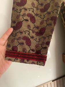 Mens Kurta With Embroidery On Neck
