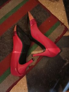 high heel
