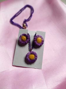 Leaf Pendant Necklace &amp; Earrings Set