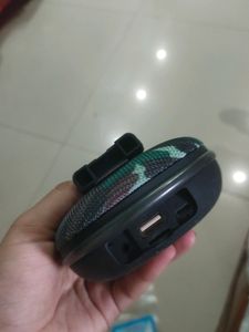 small camouflage speaker (not working)