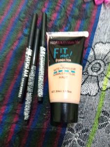 3 Elle18 Kajal + One Fitme Foundation
