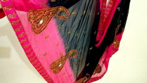 💗🖤 Heavy Handwork Dupatta