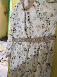 A Beautiful Bodycon New Dress