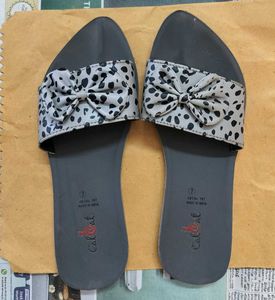 Cute Polka Dot Bow Slides