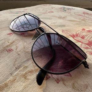 Stylish Aviator Sunglasses