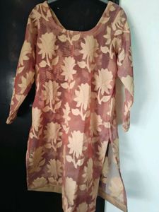 Embroidered Floral Kurta
