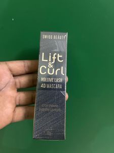 Dot And Key Combo With Swiss Beauty Mascara