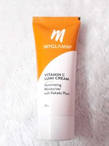 MyGlamm Vitamin C Lumi Cream | Illuminating Moistu