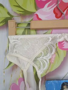 Lace Suspender Belt