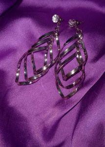 Trendy Earings 👾💅