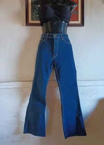 Stylish Flare Leg Denim Jeans