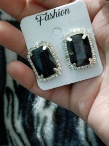 Gold-toned Nose Ring with attached chain + studs