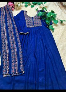Elegant Navy Blue Kurta Set