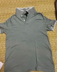 H&amp;M Unisex T Shirt