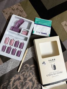 Press On Nails
