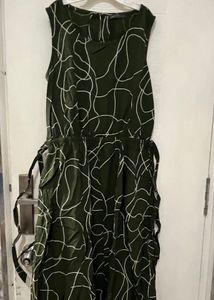 New Ether Sleeveless A-line Dress (S)