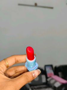 Brett K Matte Lipstick - red