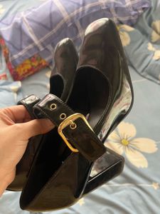 H&amp;M cute janes black