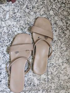 women&#39;s flats
