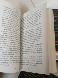 Gillian Flynn Book Set