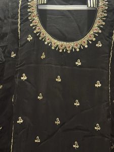 Elegant Black Kurta Set With Inner Inside