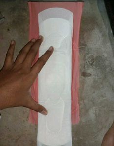 Senitary Pad 40 Pack With Included Gift