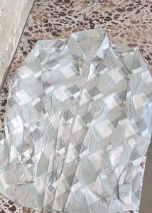 Patterned Men's Shirt