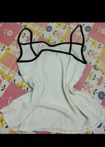 White strapy flowy Top