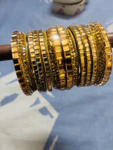 Gold Tone Bangle Set