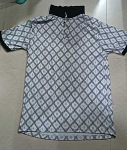 Patterned Casual T-Shirt