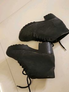 Black Velvet Boots - Size 7 (UK)
