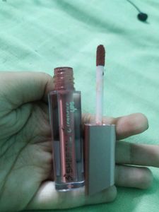 Sheetal Elegance Lips