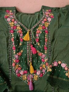 Pakistani Style Kurta Pent Dupatta 💚 Green