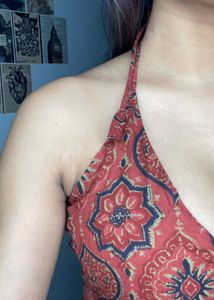 Araha halter neck top